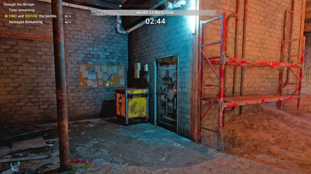 FIND and DEFUSE the bombs 0/4 (3 mins)