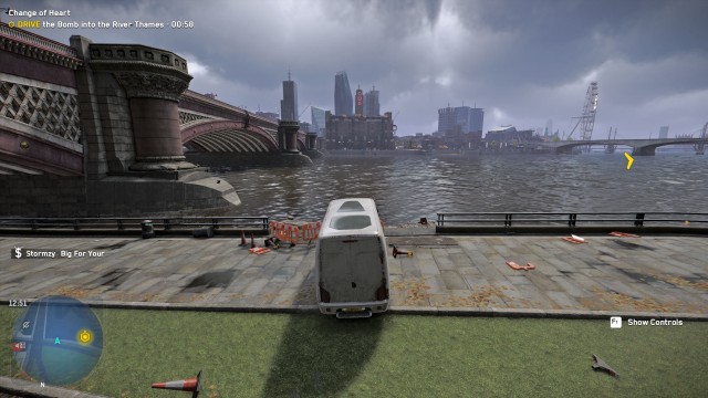 DRIVE the Bomb into River Thames [3:30]