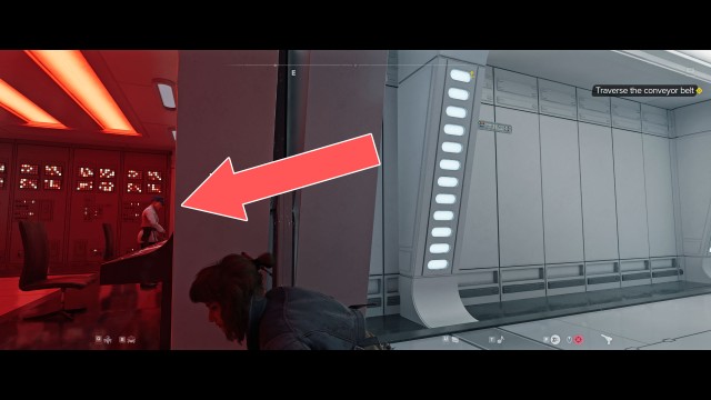 Traverse the conveyor belt.